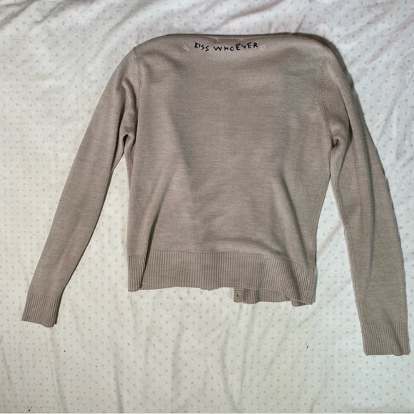 CB Design “Kiss Whoever” Beige Cardigan XL - Picture 4 of 7